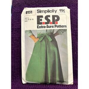 Simplicity 8151 Pattern wrap skirt 1970s size 8 10